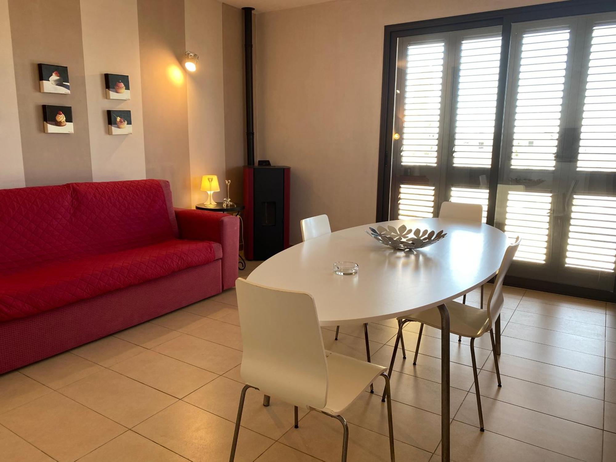 Apartment Case Di